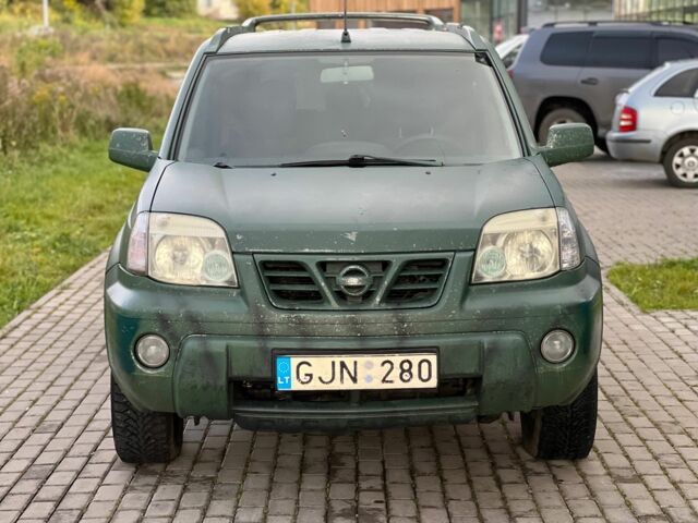 Зеленый Ниссан ИксТрейл, объемом двигателя 2.2 л и пробегом 290 тыс. км за 2950 $, фото 1 на Automoto.ua