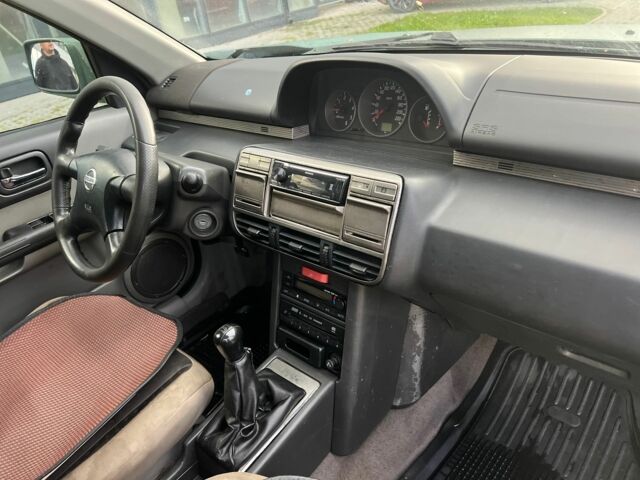 Зеленый Ниссан ИксТрейл, объемом двигателя 2.2 л и пробегом 290 тыс. км за 2950 $, фото 6 на Automoto.ua