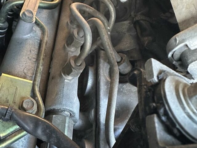 Зеленый Ниссан ИксТрейл, объемом двигателя 2.2 л и пробегом 394 тыс. км за 4700 $, фото 22 на Automoto.ua