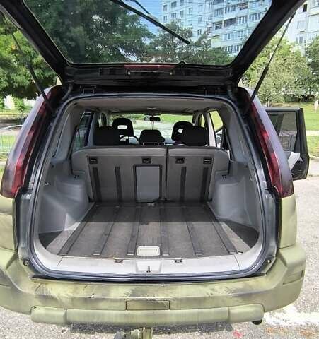 Зеленый Ниссан ИксТрейл, объемом двигателя 0 л и пробегом 399 тыс. км за 4000 $, фото 10 на Automoto.ua