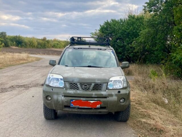 Зелений Ніссан ІксТрейл, об'ємом двигуна 0 л та пробігом 254 тис. км за 3866 $, фото 1 на Automoto.ua