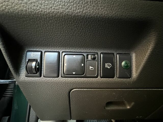 Зеленый Ниссан ИксТрейл, объемом двигателя 2.2 л и пробегом 394 тыс. км за 4700 $, фото 19 на Automoto.ua