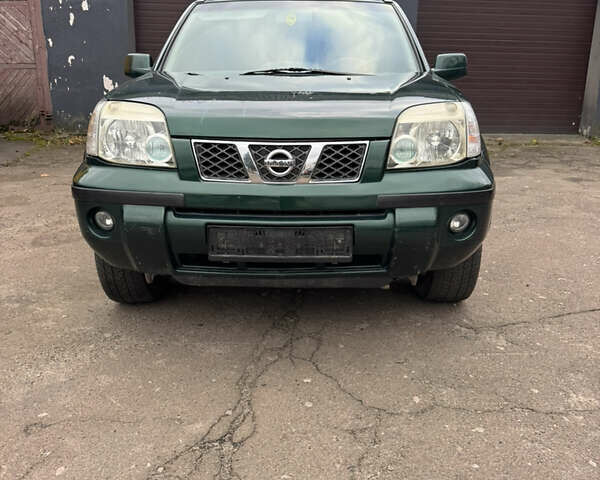 Зеленый Ниссан ИксТрейл, объемом двигателя 2.2 л и пробегом 250 тыс. км за 3300 $, фото 7 на Automoto.ua