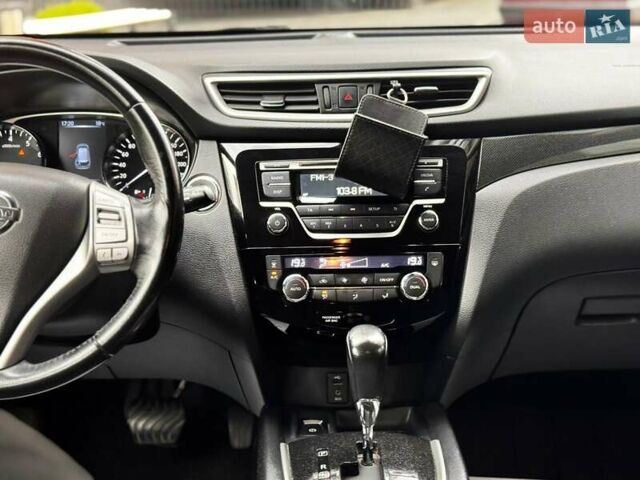 Зелений Ніссан ІксТрейл, об'ємом двигуна 2 л та пробігом 70 тис. км за 14999 $, фото 28 на Automoto.ua
