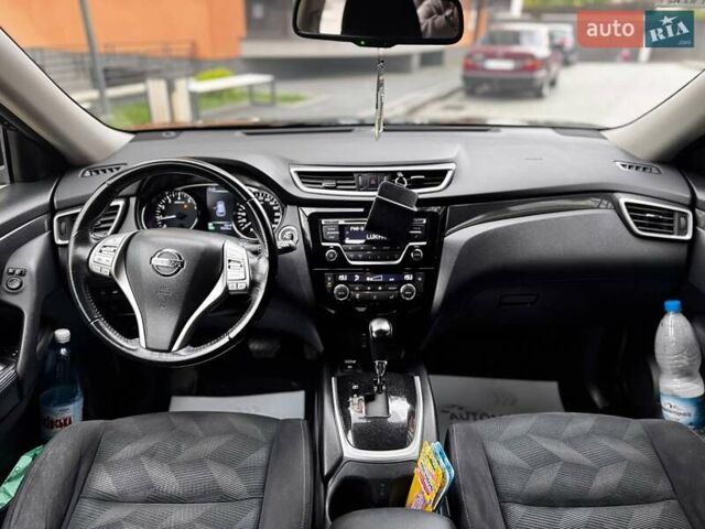 Зелений Ніссан ІксТрейл, об'ємом двигуна 2 л та пробігом 70 тис. км за 14999 $, фото 51 на Automoto.ua
