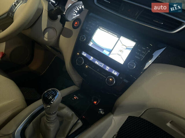 Зеленый Ниссан ИксТрейл, объемом двигателя 1.6 л и пробегом 202 тыс. км за 14700 $, фото 9 на Automoto.ua