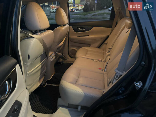 Зеленый Ниссан ИксТрейл, объемом двигателя 1.6 л и пробегом 202 тыс. км за 14700 $, фото 5 на Automoto.ua