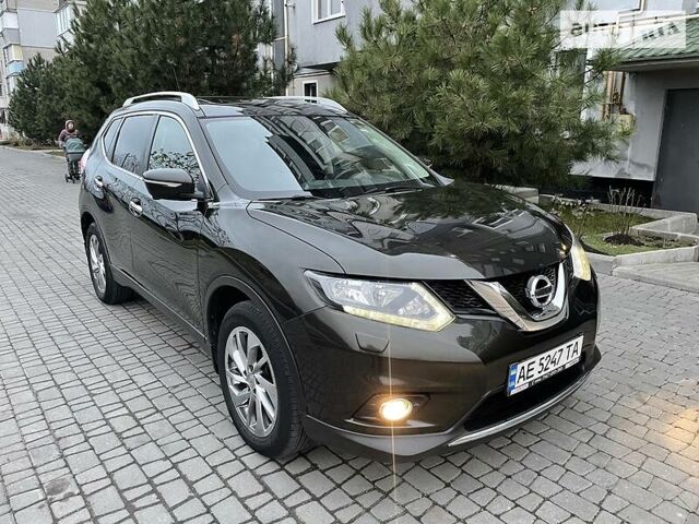 Зеленый Ниссан ИксТрейл, объемом двигателя 1.6 л и пробегом 170 тыс. км за 15750 $, фото 11 на Automoto.ua