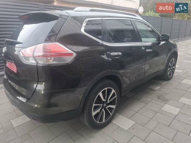 Зеленый Ниссан ИксТрейл, объемом двигателя 1.6 л и пробегом 239 тыс. км за 16300 $, фото 7 на Automoto.ua