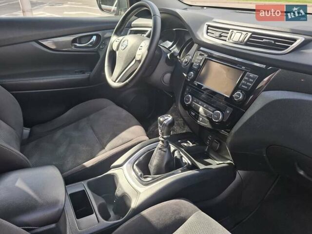 Зеленый Ниссан ИксТрейл, объемом двигателя 1.6 л и пробегом 239 тыс. км за 16300 $, фото 29 на Automoto.ua