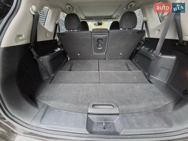 Зеленый Ниссан ИксТрейл, объемом двигателя 1.6 л и пробегом 239 тыс. км за 16300 $, фото 24 на Automoto.ua