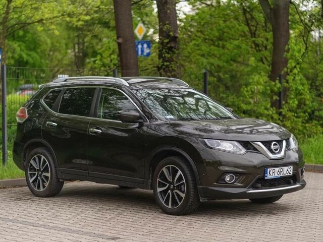 Зеленый Ниссан ИксТрейл, объемом двигателя 1.6 л и пробегом 80 тыс. км за 9900 $, фото 5 на Automoto.ua