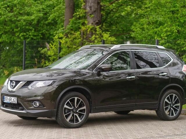 Зеленый Ниссан ИксТрейл, объемом двигателя 1.6 л и пробегом 80 тыс. км за 9900 $, фото 7 на Automoto.ua