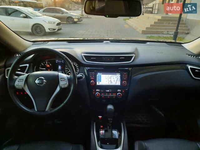 Зеленый Ниссан ИксТрейл, объемом двигателя 1.6 л и пробегом 36 тыс. км за 19500 $, фото 7 на Automoto.ua