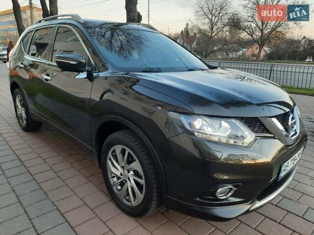 Зеленый Ниссан ИксТрейл, объемом двигателя 1.6 л и пробегом 36 тыс. км за 19500 $, фото 22 на Automoto.ua