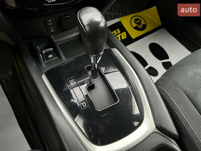 Зелений Ніссан ІксТрейл, об'ємом двигуна 1.6 л та пробігом 99 тис. км за 16500 $, фото 15 на Automoto.ua