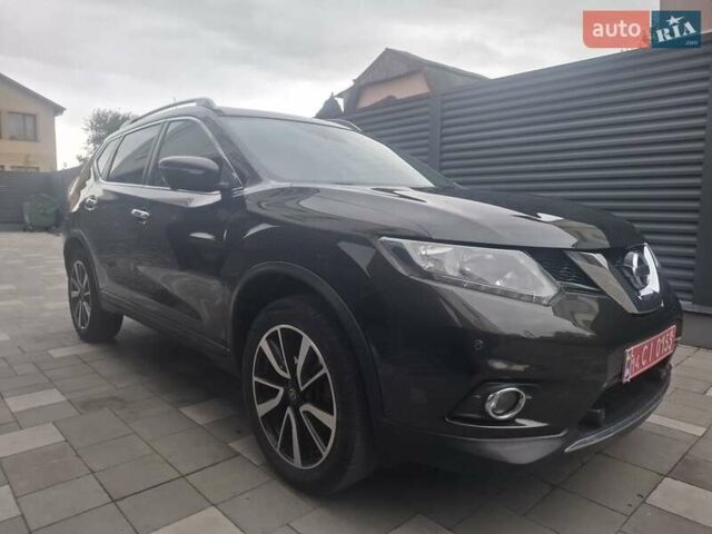 Зеленый Ниссан ИксТрейл, объемом двигателя 1.6 л и пробегом 239 тыс. км за 16300 $, фото 1 на Automoto.ua