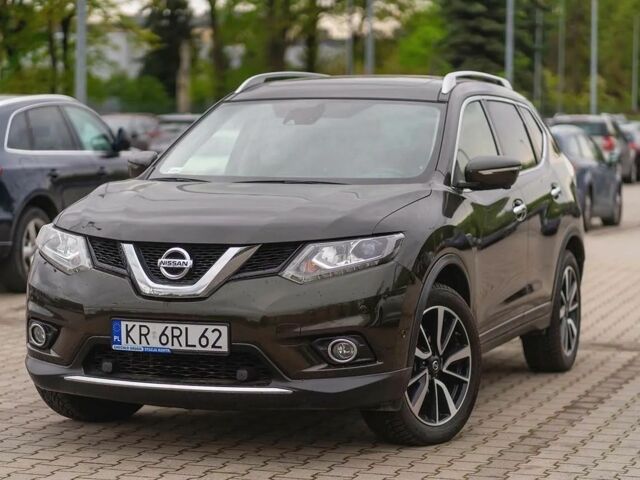Зеленый Ниссан ИксТрейл, объемом двигателя 1.6 л и пробегом 80 тыс. км за 9900 $, фото 2 на Automoto.ua