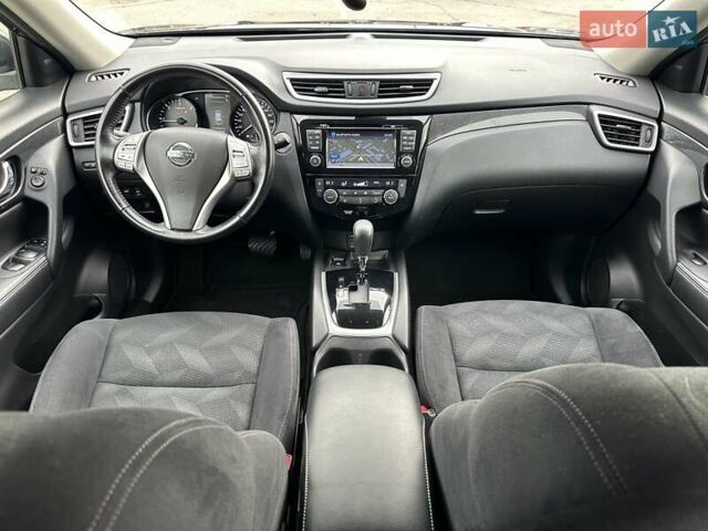 Зелений Ніссан ІксТрейл, об'ємом двигуна 1.6 л та пробігом 122 тис. км за 18990 $, фото 36 на Automoto.ua