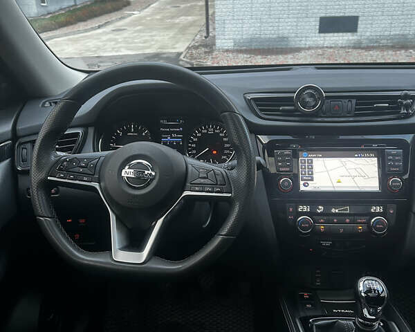 Зеленый Ниссан ИксТрейл, объемом двигателя 1.6 л и пробегом 134 тыс. км за 18498 $, фото 12 на Automoto.ua