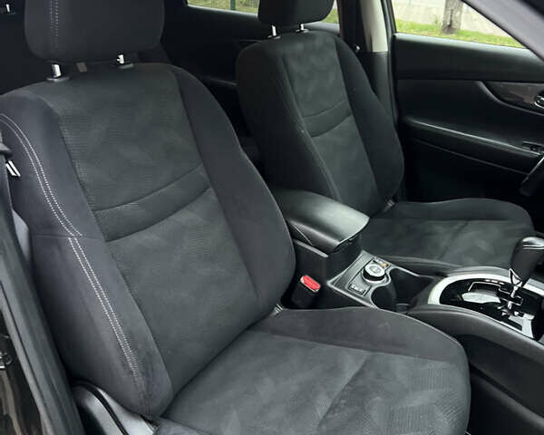 Зеленый Ниссан ИксТрейл, объемом двигателя 2 л и пробегом 75 тыс. км за 18500 $, фото 25 на Automoto.ua