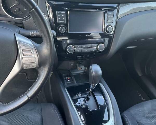 Зеленый Ниссан ИксТрейл, объемом двигателя 1.6 л и пробегом 84 тыс. км за 19500 $, фото 9 на Automoto.ua