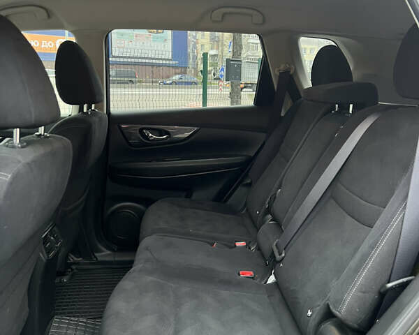 Зеленый Ниссан ИксТрейл, объемом двигателя 2 л и пробегом 75 тыс. км за 18500 $, фото 36 на Automoto.ua