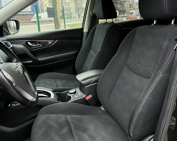 Зеленый Ниссан ИксТрейл, объемом двигателя 2 л и пробегом 75 тыс. км за 18500 $, фото 19 на Automoto.ua