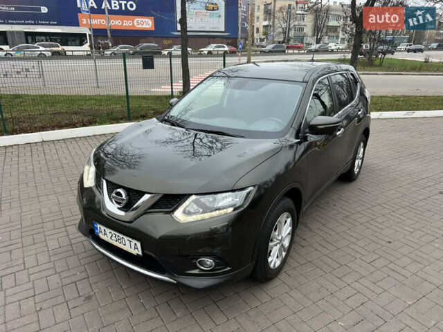 Зеленый Ниссан ИксТрейл, объемом двигателя 2 л и пробегом 75 тыс. км за 18500 $, фото 9 на Automoto.ua