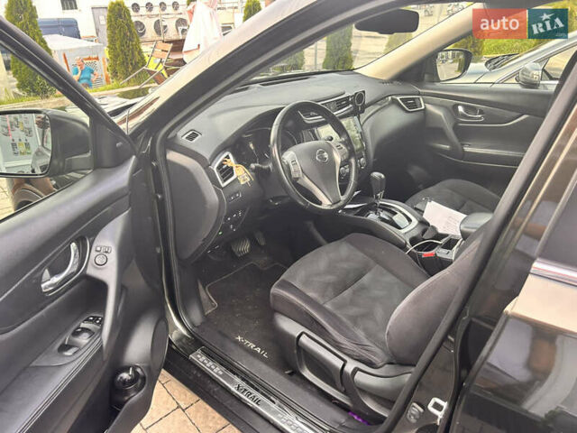 Зелений Ніссан ІксТрейл, об'ємом двигуна 1.6 л та пробігом 142 тис. км за 19999 $, фото 6 на Automoto.ua