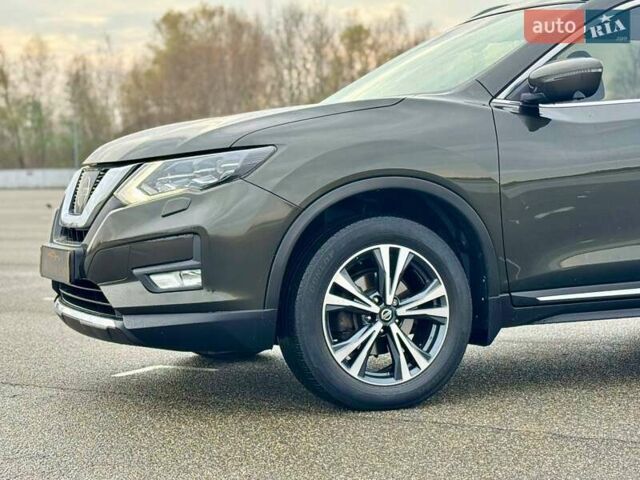 Зеленый Ниссан ИксТрейл, объемом двигателя 1.62 л и пробегом 166 тыс. км за 20500 $, фото 6 на Automoto.ua
