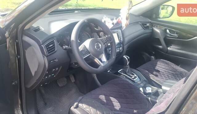 Ниссан ИксТрейл 2017 в Чернигове на Automoto.ua Зеленый Ниссан ИксТрейл, объемом двигателя 1.6 л и пробегом 160 тыс. км за 18500 $, фото 5 на Automoto.ua