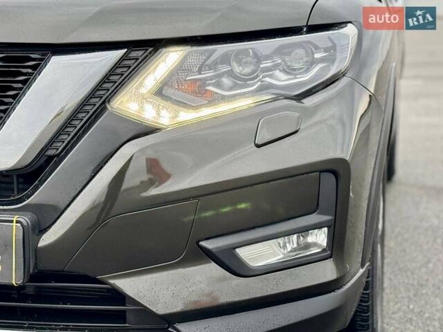 Зеленый Ниссан ИксТрейл, объемом двигателя 1.62 л и пробегом 166 тыс. км за 20500 $, фото 9 на Automoto.ua