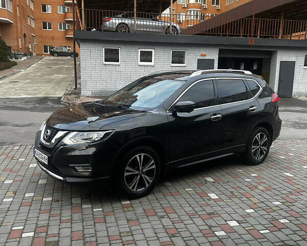 Зеленый Ниссан ИксТрейл, объемом двигателя 1.6 л и пробегом 134 тыс. км за 18498 $, фото 2 на Automoto.ua