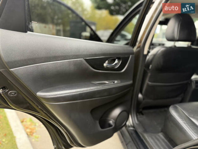 Зеленый Ниссан ИксТрейл, объемом двигателя 1.6 л и пробегом 166 тыс. км за 18800 $, фото 13 на Automoto.ua