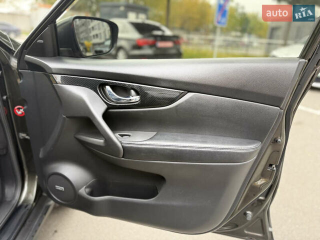 Зеленый Ниссан ИксТрейл, объемом двигателя 1.6 л и пробегом 166 тыс. км за 18800 $, фото 20 на Automoto.ua