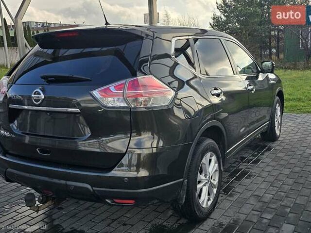 Зеленый Ниссан ИксТрейл, объемом двигателя 1.6 л и пробегом 264 тыс. км за 15500 $, фото 4 на Automoto.ua