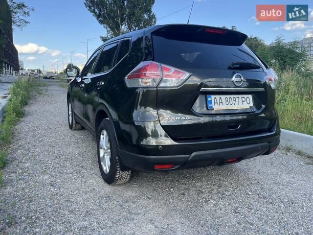 Зеленый Ниссан ИксТрейл, объемом двигателя 1.6 л и пробегом 84 тыс. км за 19500 $, фото 4 на Automoto.ua