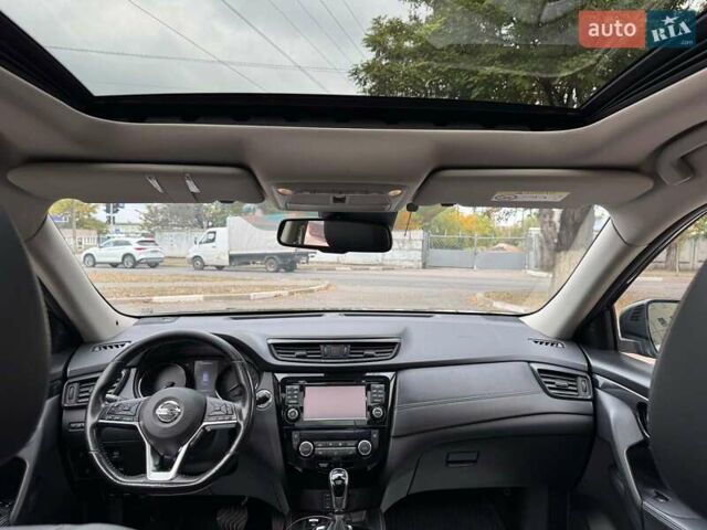 Зеленый Ниссан ИксТрейл, объемом двигателя 1.6 л и пробегом 167 тыс. км за 18990 $, фото 17 на Automoto.ua