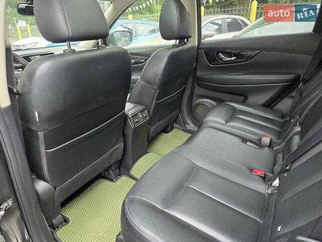 Зеленый Ниссан ИксТрейл, объемом двигателя 2 л и пробегом 221 тыс. км за 19000 $, фото 15 на Automoto.ua