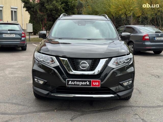 Зеленый Ниссан ИксТрейл, объемом двигателя 1.6 л и пробегом 167 тыс. км за 18990 $, фото 6 на Automoto.ua