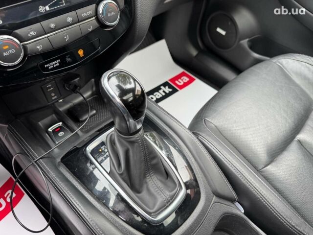 Зеленый Ниссан ИксТрейл, объемом двигателя 1.6 л и пробегом 167 тыс. км за 18990 $, фото 26 на Automoto.ua