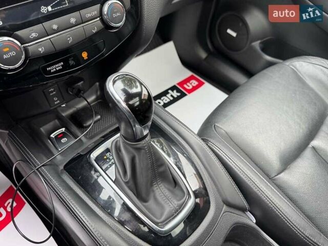 Зеленый Ниссан ИксТрейл, объемом двигателя 1.6 л и пробегом 167 тыс. км за 18990 $, фото 26 на Automoto.ua