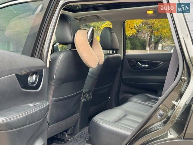 Зеленый Ниссан ИксТрейл, объемом двигателя 1.6 л и пробегом 167 тыс. км за 18990 $, фото 12 на Automoto.ua