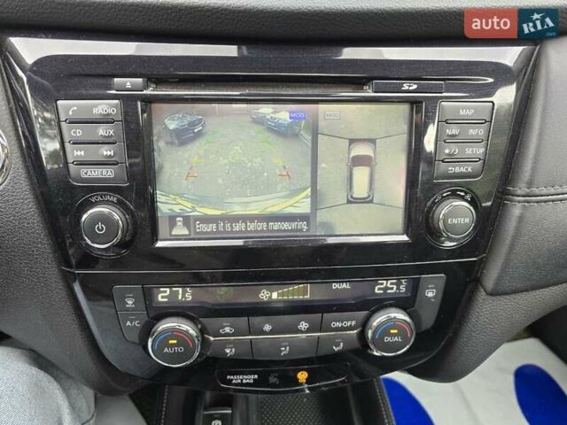 Зеленый Ниссан ИксТрейл, объемом двигателя 2 л и пробегом 221 тыс. км за 19000 $, фото 17 на Automoto.ua