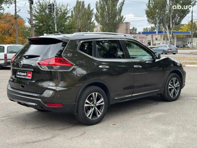Зеленый Ниссан ИксТрейл, объемом двигателя 1.6 л и пробегом 167 тыс. км за 18990 $, фото 4 на Automoto.ua