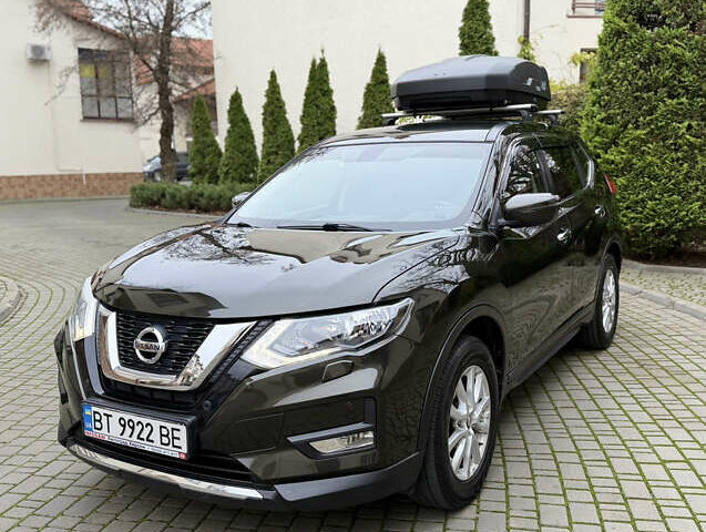 Зеленый Ниссан ИксТрейл, объемом двигателя 1.6 л и пробегом 84 тыс. км за 22900 $, фото 4 на Automoto.ua