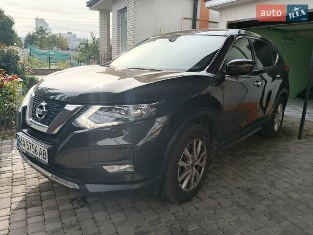 Зелений Ніссан ІксТрейл, об'ємом двигуна 2 л та пробігом 15 тис. км за 25700 $, фото 2 на Automoto.ua