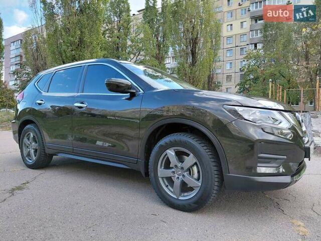 Зеленый Ниссан ИксТрейл, объемом двигателя 1.6 л и пробегом 6 тыс. км за 25500 $, фото 7 на Automoto.ua