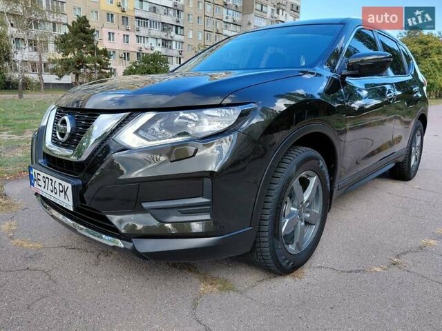 Зеленый Ниссан ИксТрейл, объемом двигателя 1.6 л и пробегом 6 тыс. км за 25500 $, фото 4 на Automoto.ua
